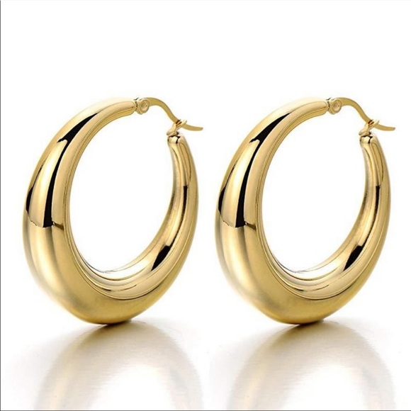 New 18K Gold 1.5” Hoop Earrings - Picture 5 of 7
